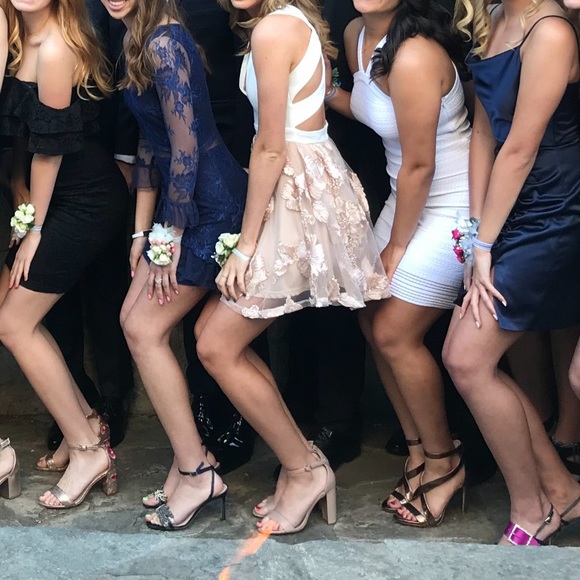 A’Gaci Flower Skirt White Boddess Formal Dress - Picture 3 of 6